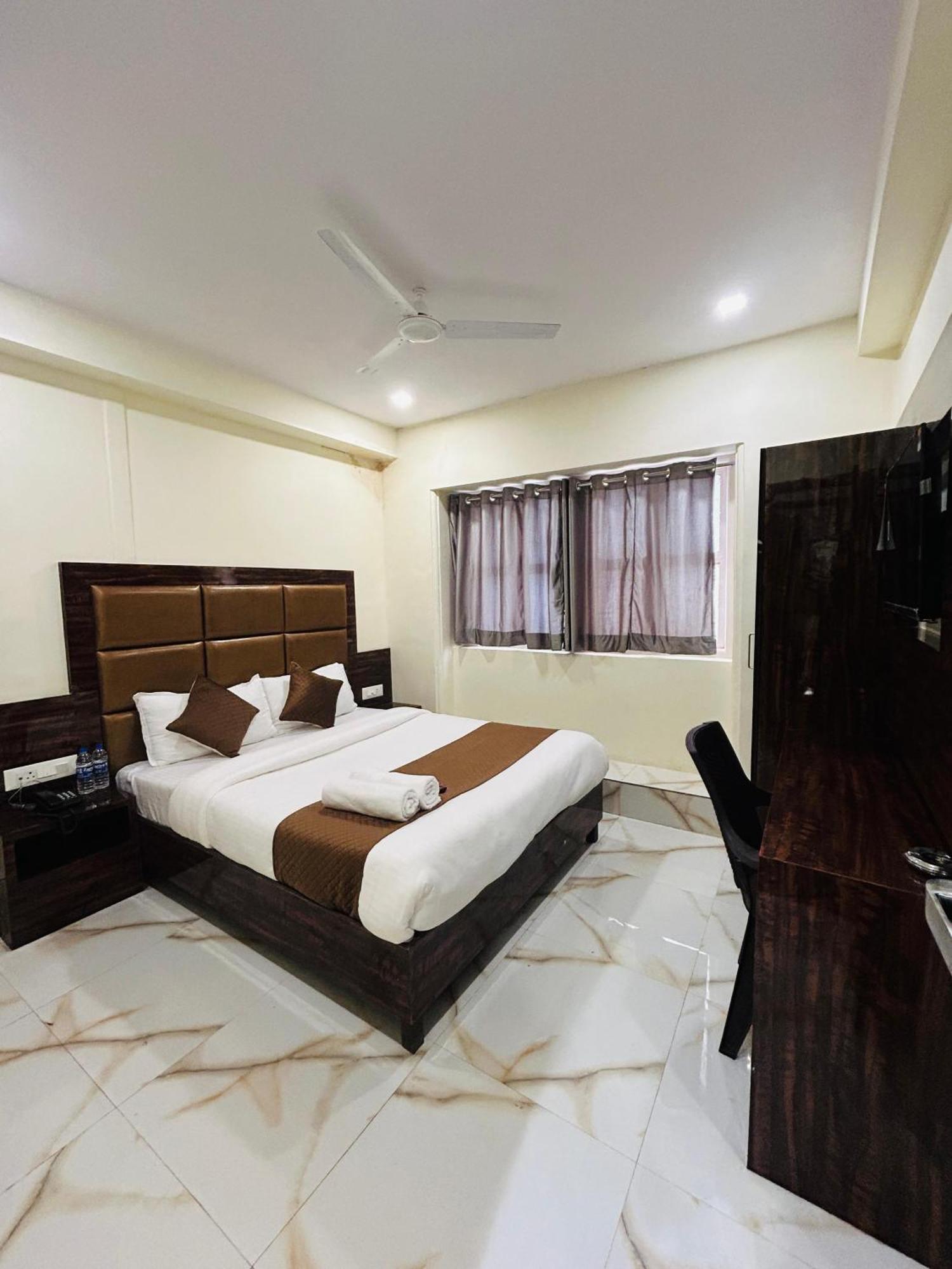 Hotel Rinza Residency مومباي المظهر الخارجي الصورة